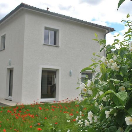 Villa La Marina à Chassieu Extérieur photo