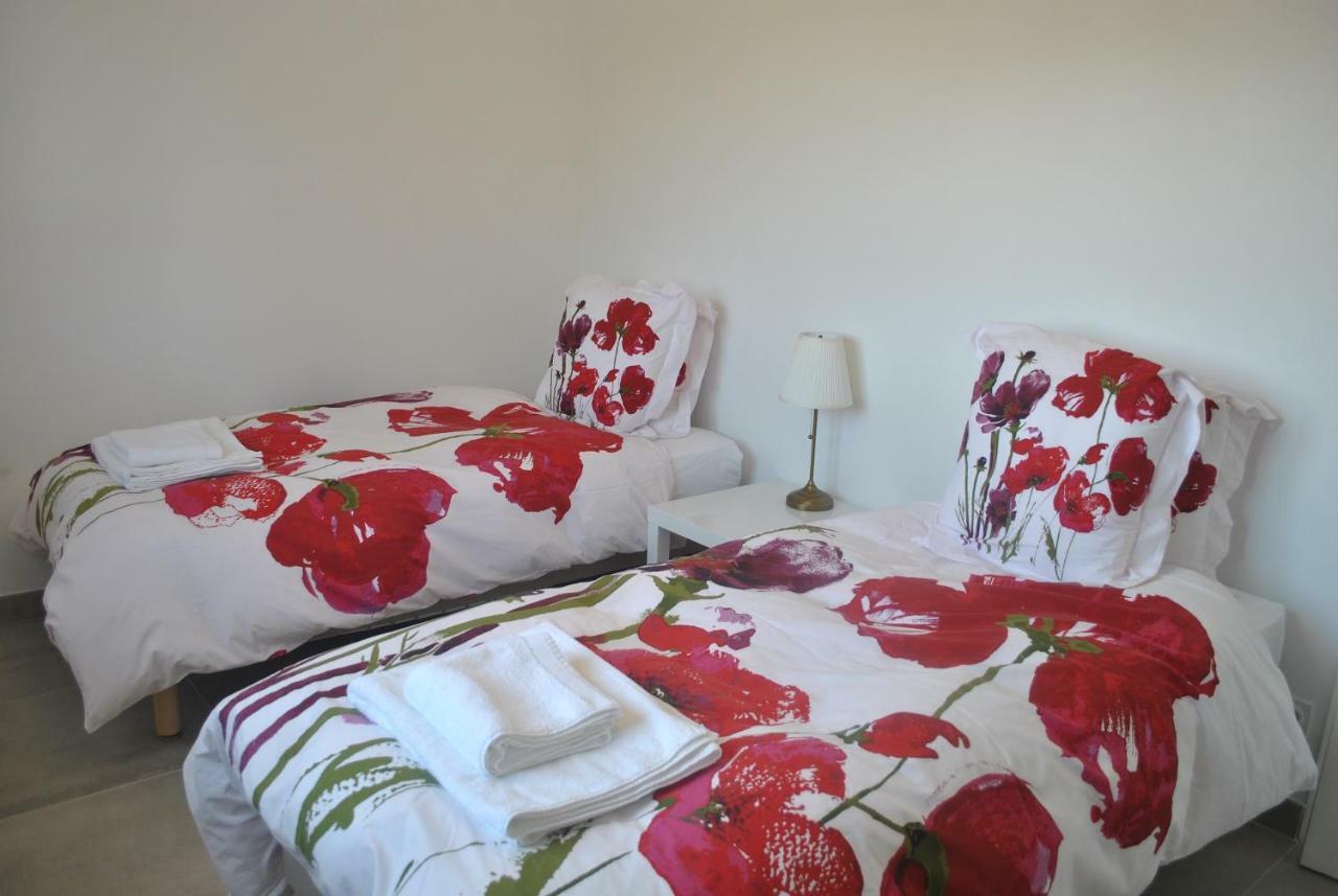 Villa La Marina à Chassieu Extérieur photo